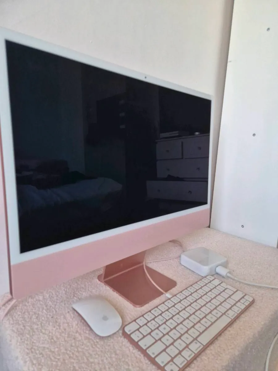 Apple iMac 2021 M1 | 24" 8 GB | 512 GB SSD - Image 1