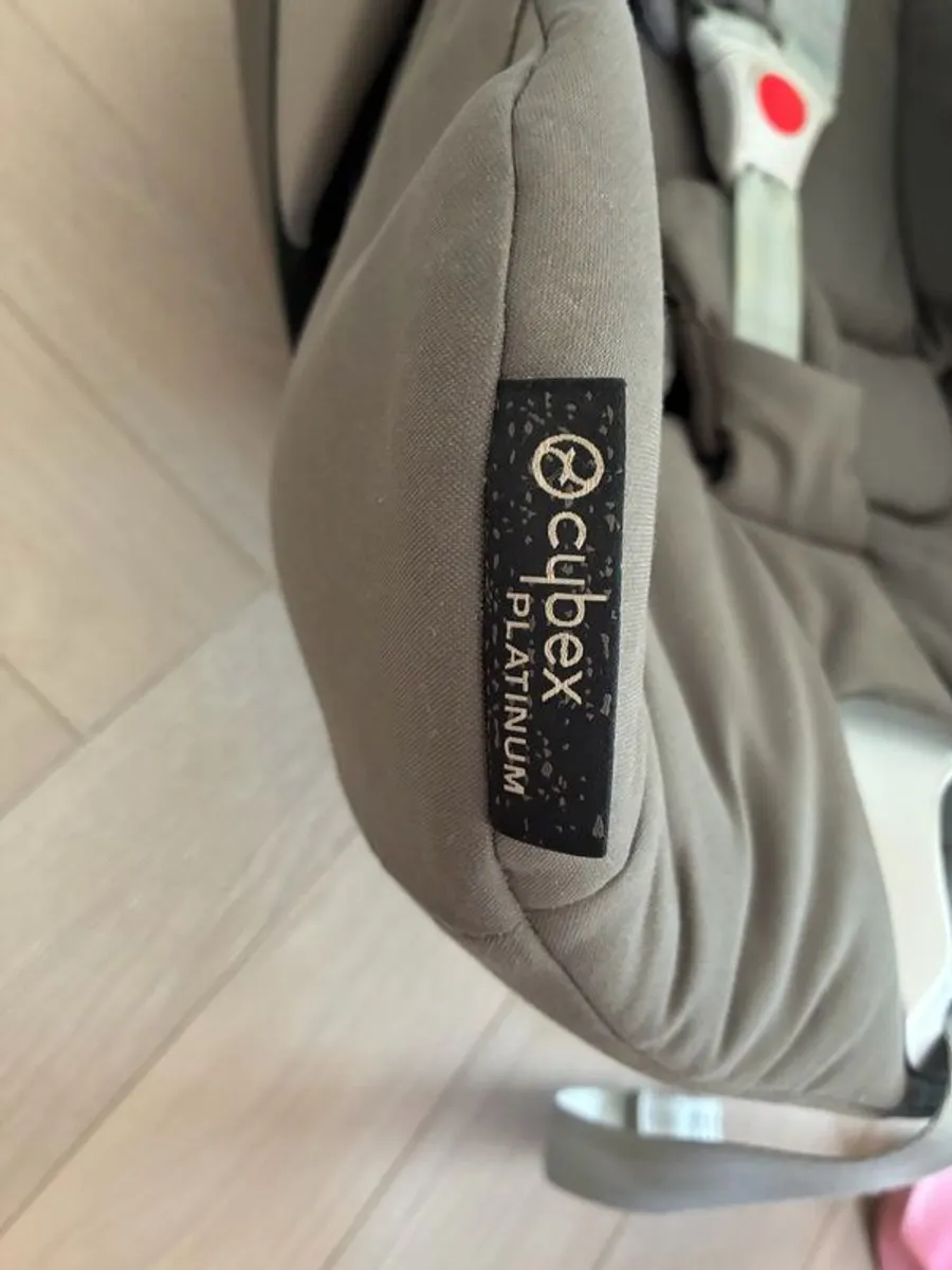 Cybex Cloud Z Infant Seat - Image 2