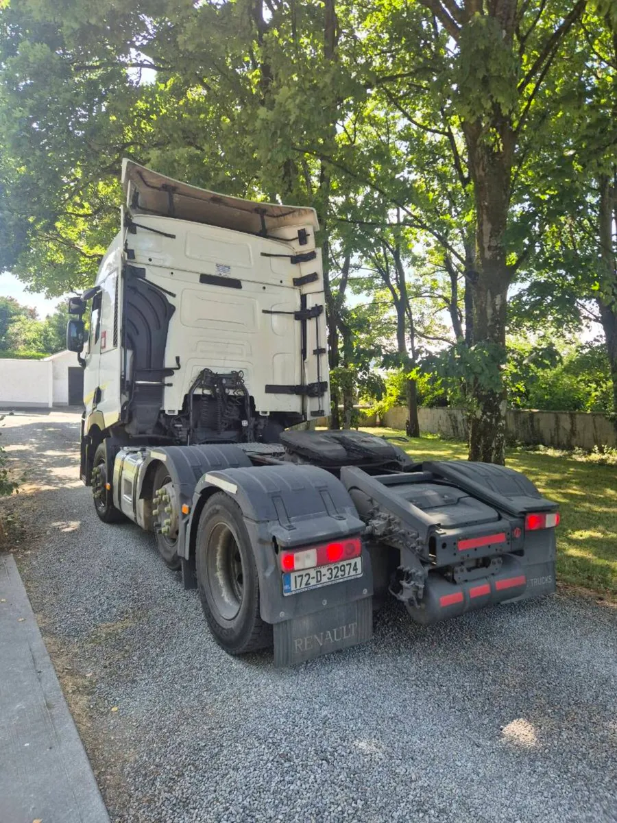 2017 Renault T460 6x2 in test - Image 3