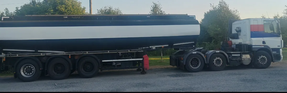 2009 DAF CF85-460 ADR Spec Tanker – Twin Steer - Image 4