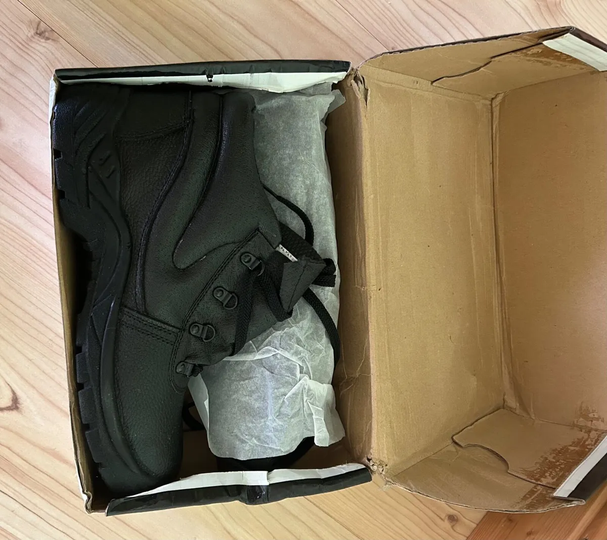 Men’s Work boots - Image 3