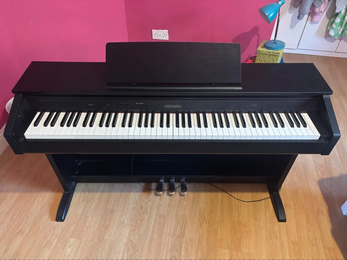 Digital Piano - Image 1