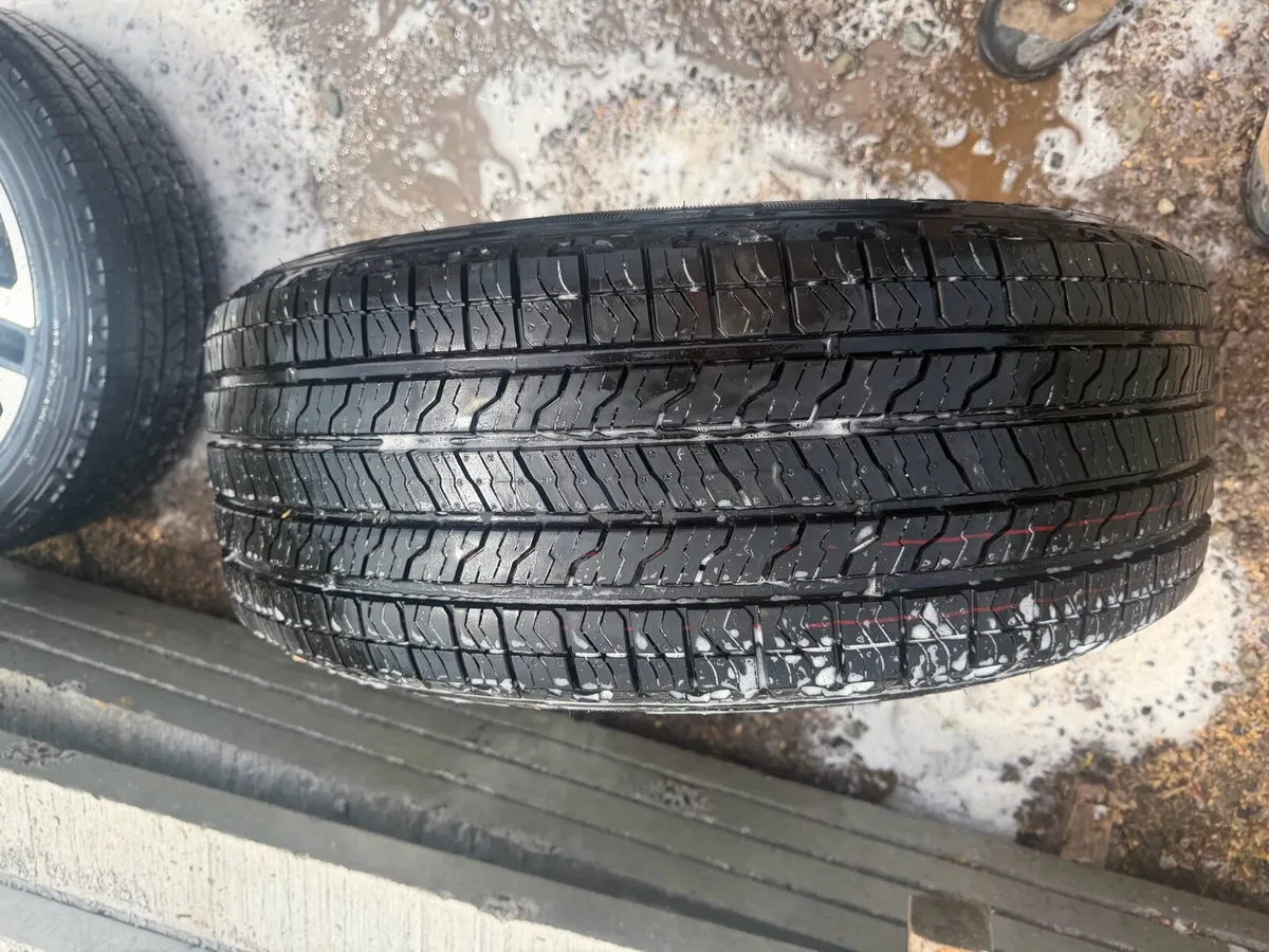 Wheels and tyres - Image 2