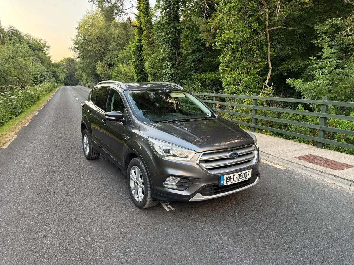 Ford kuga 1.5 titanium 4 seats fresh doe - Image 1