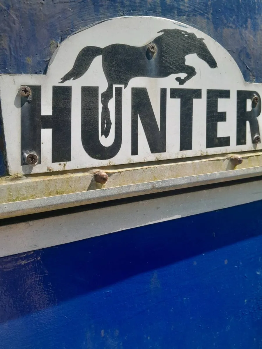 Trailers - Image 2
