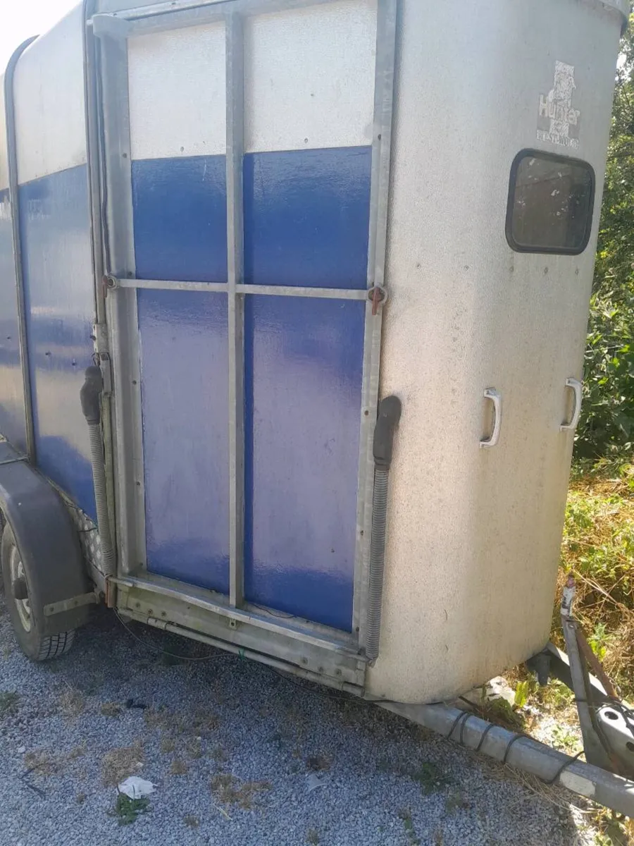 Trailers - Image 3