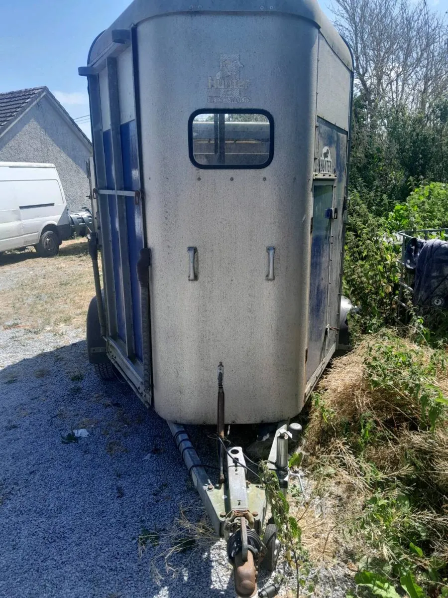 Trailers - Image 1