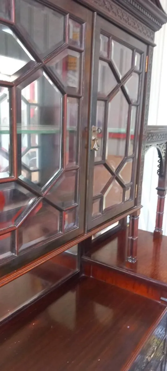 Antique Chinese Chippendale mahogany unit - Image 2
