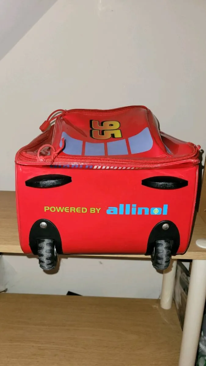Lightning McQueen Rolling Luggage - Image 3