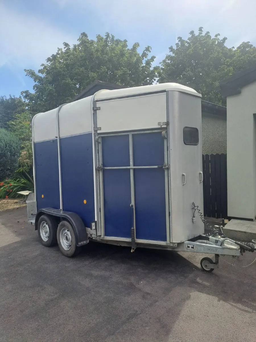 IFor williams Horse box - Image 1