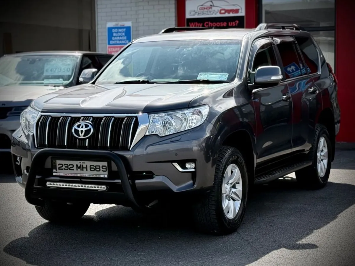 Toyota Land Cruiser LWB Comm AUTOMATIC / // VAT IN - Image 3