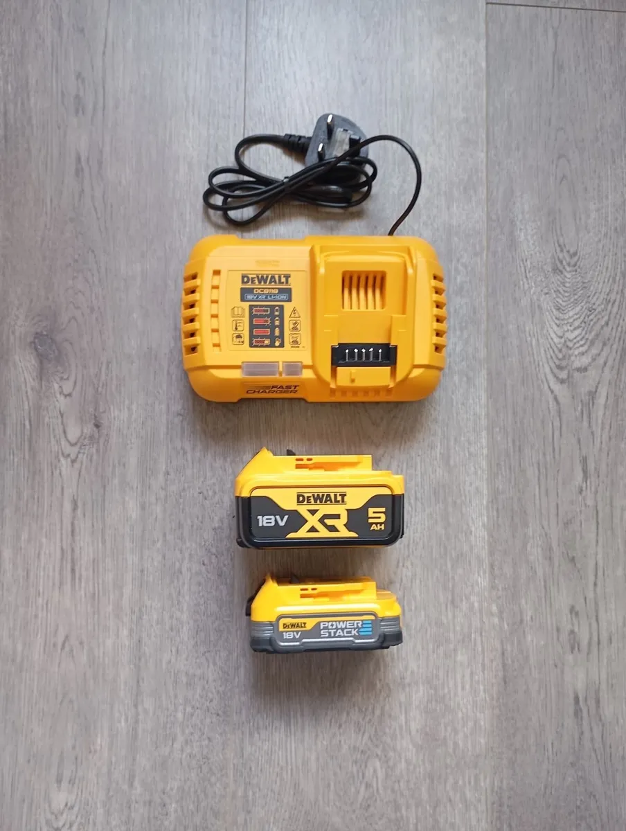 DeWalt Batteries & Charger (New)