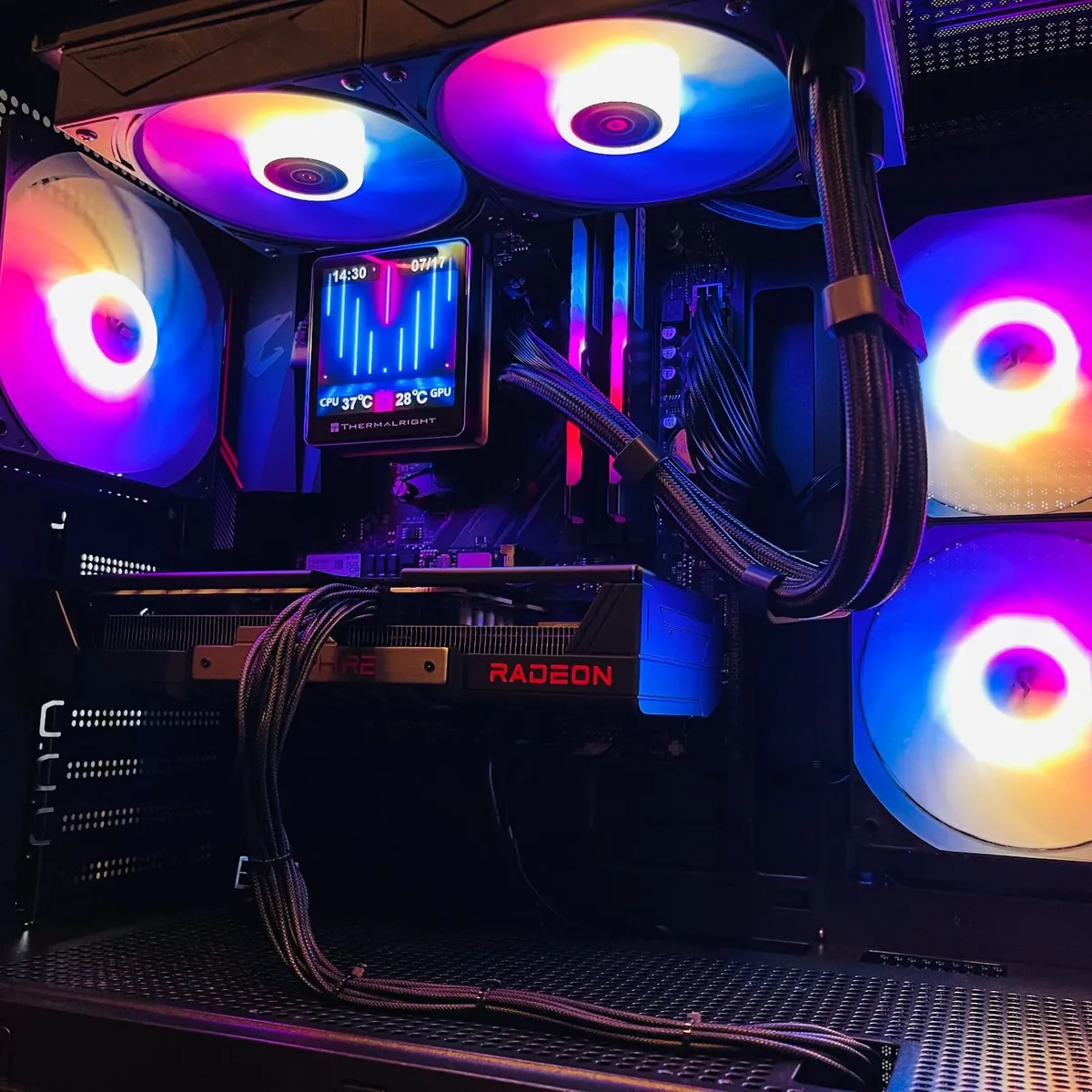 PC AMD Ryzen 5 5600XT, RX 9060 XT 16GB, 32GB RAM - Image 4
