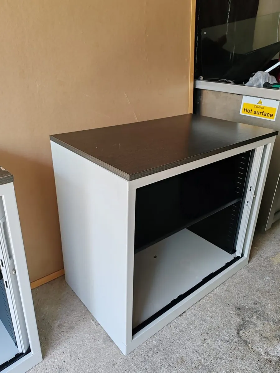 Cabinet - Image 2