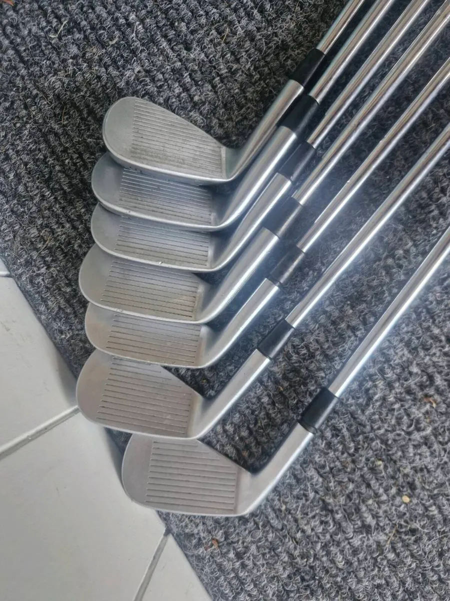 Taylormade P7MB Irons - Image 2