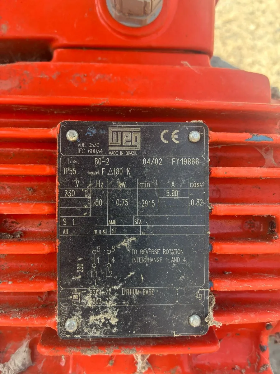 Plate Cooler & Milk Pump - Image 3