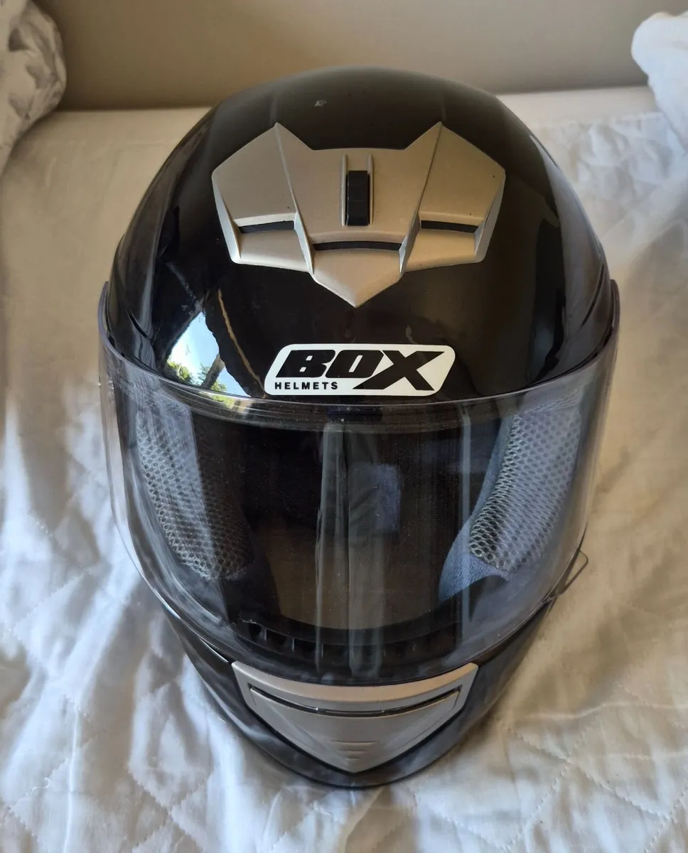 3 Helmets and Jacket - Image 2
