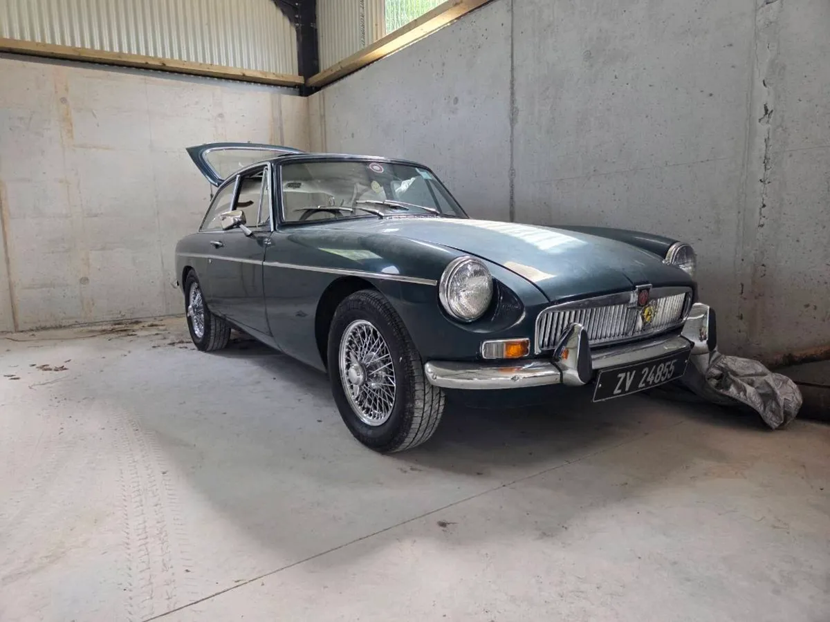 MGB GT - Image 4