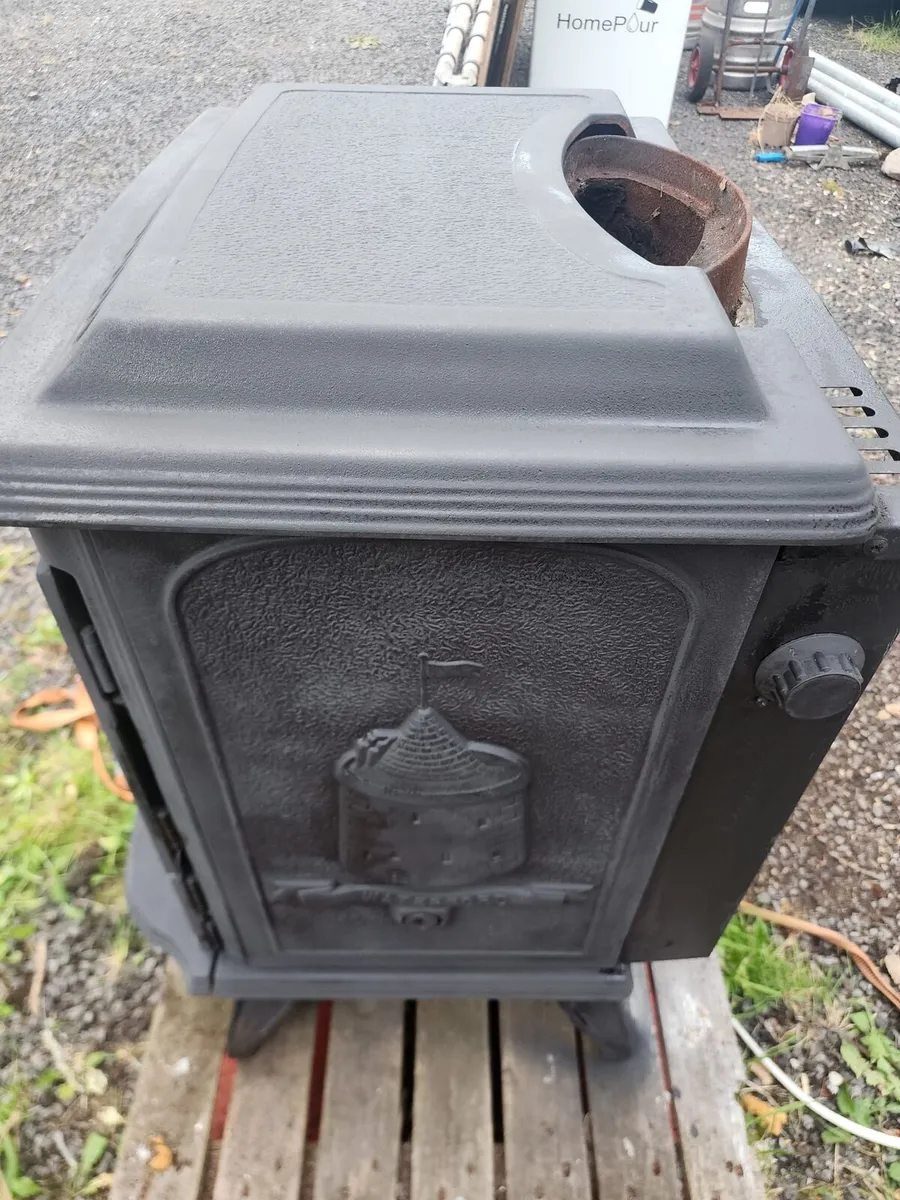 Stanley Errin stove with back boiler - Image 2