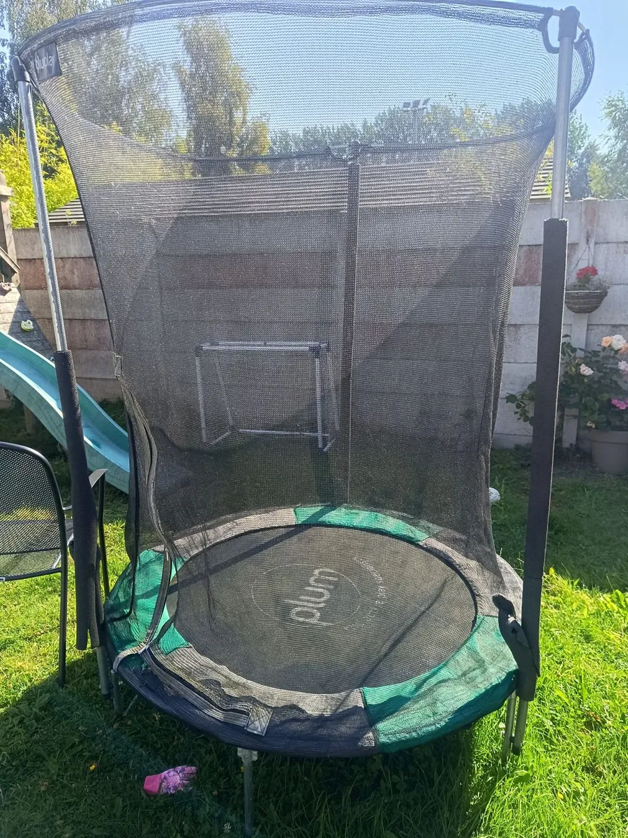 Kids trampoline 4.5ft - Image 3