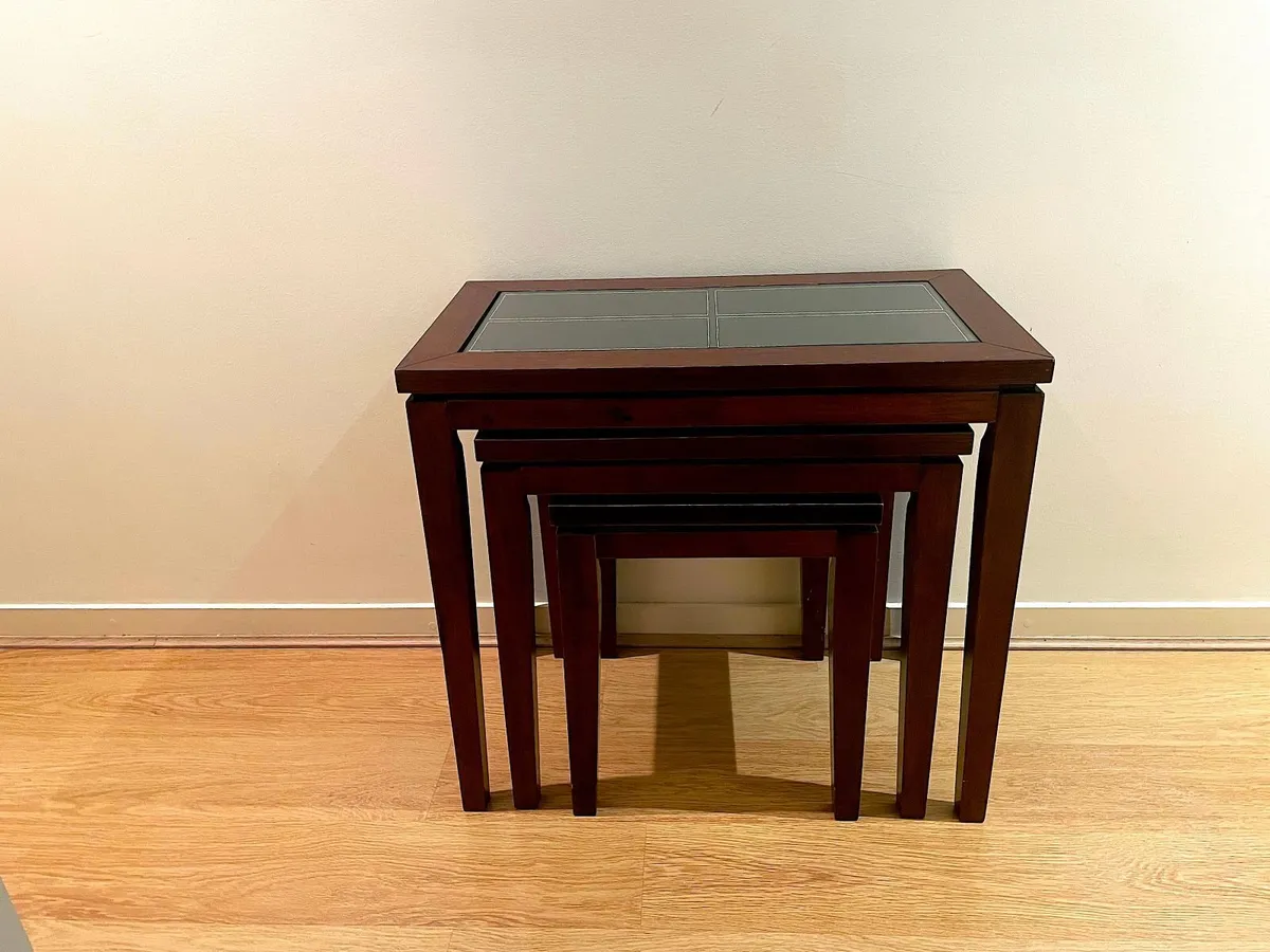 Nest of 3 tables - Image 4