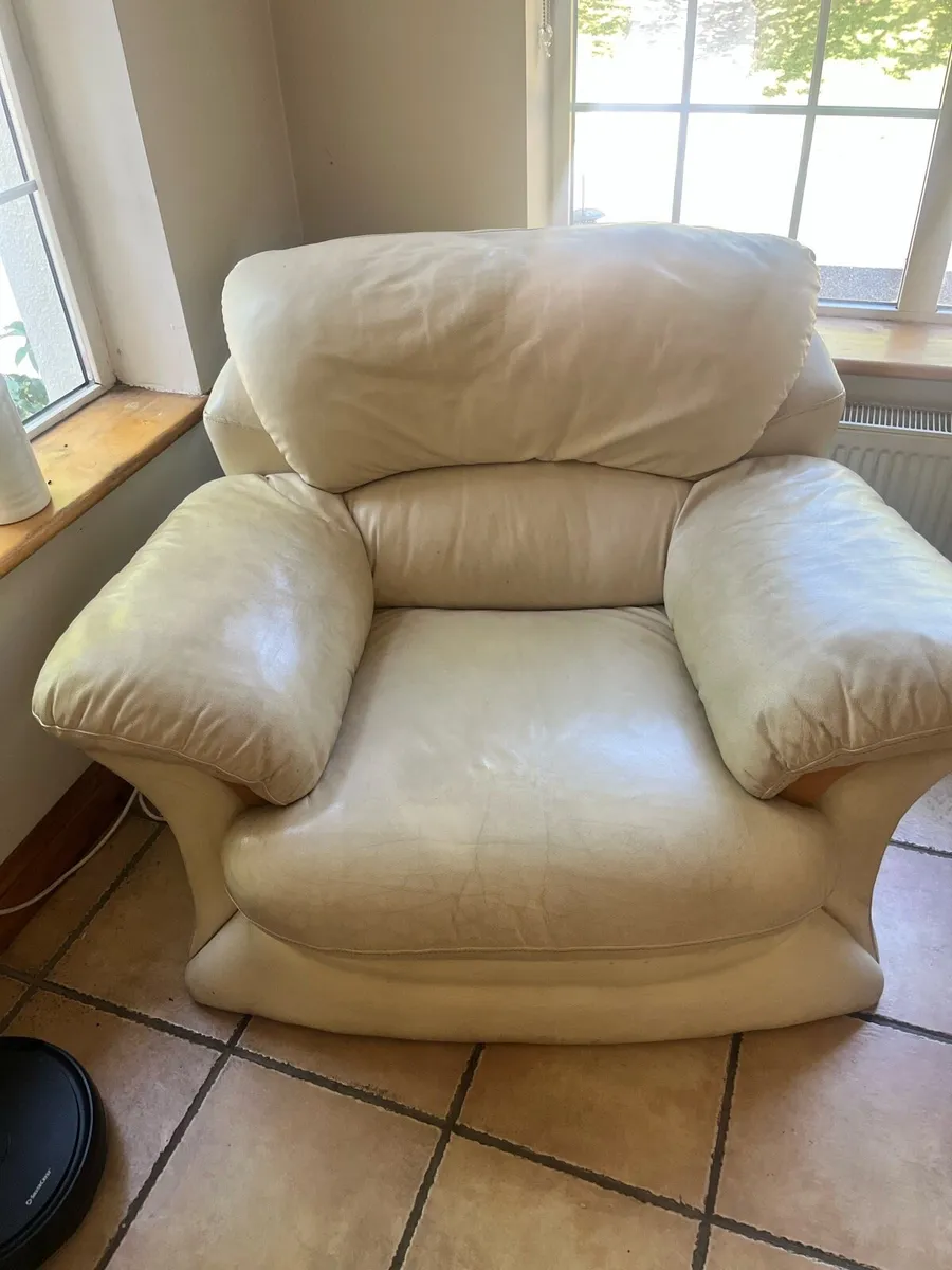 Cream leather armchair and 2 seater sofa - Image 2