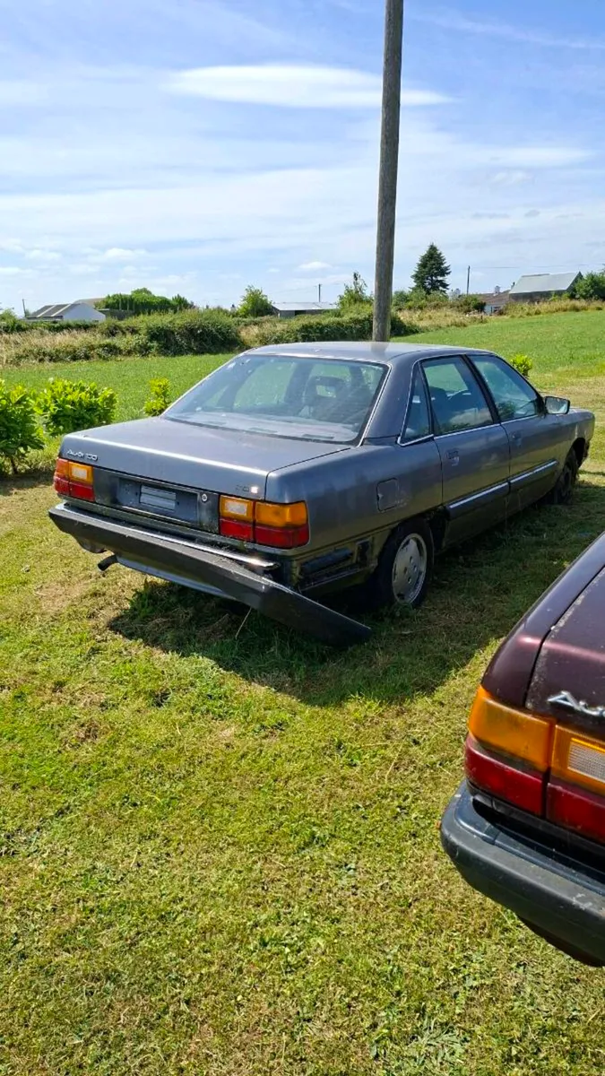 Audi 100 - Image 4