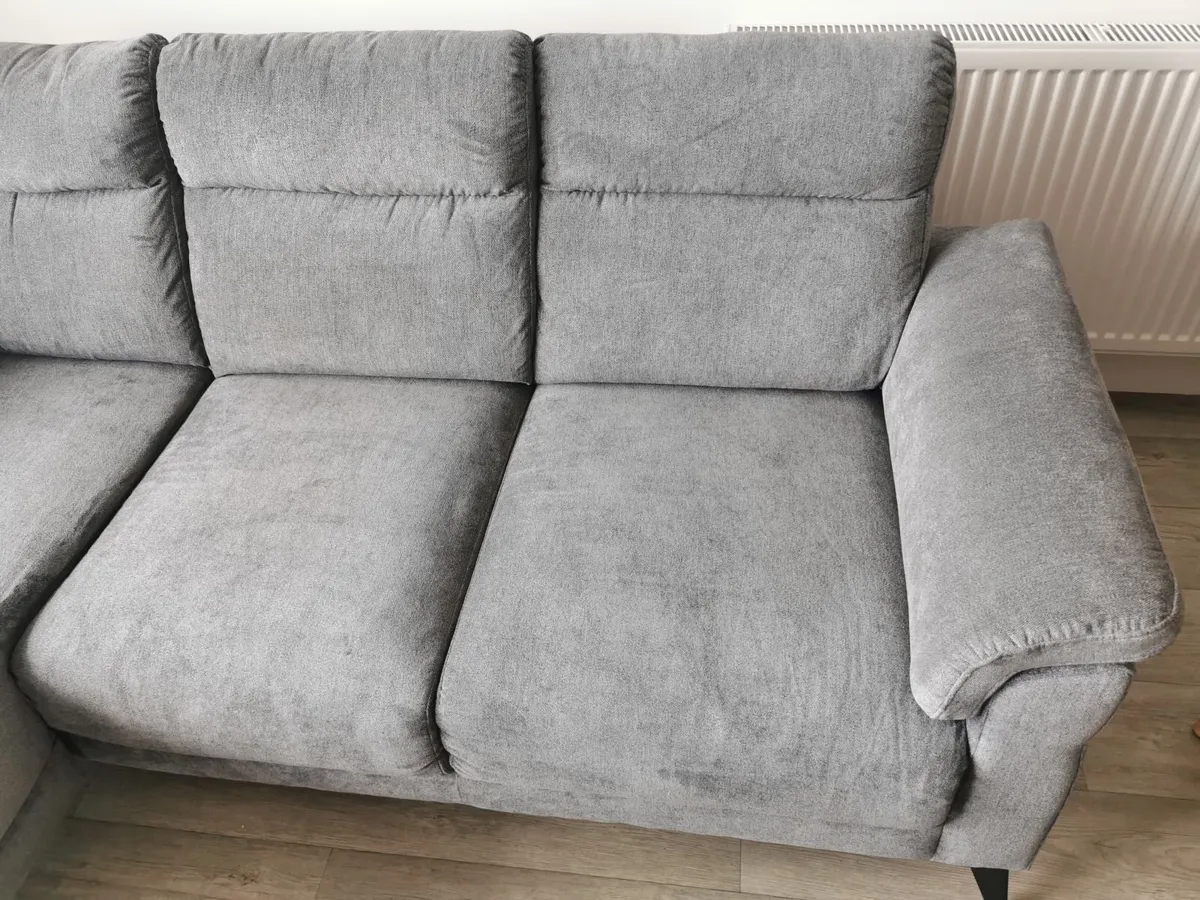 Sofa couch - Image 3