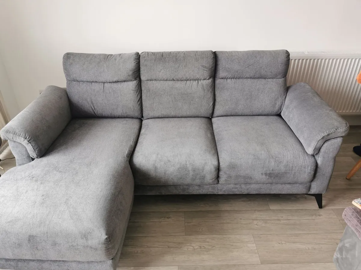 Sofa couch - Image 4