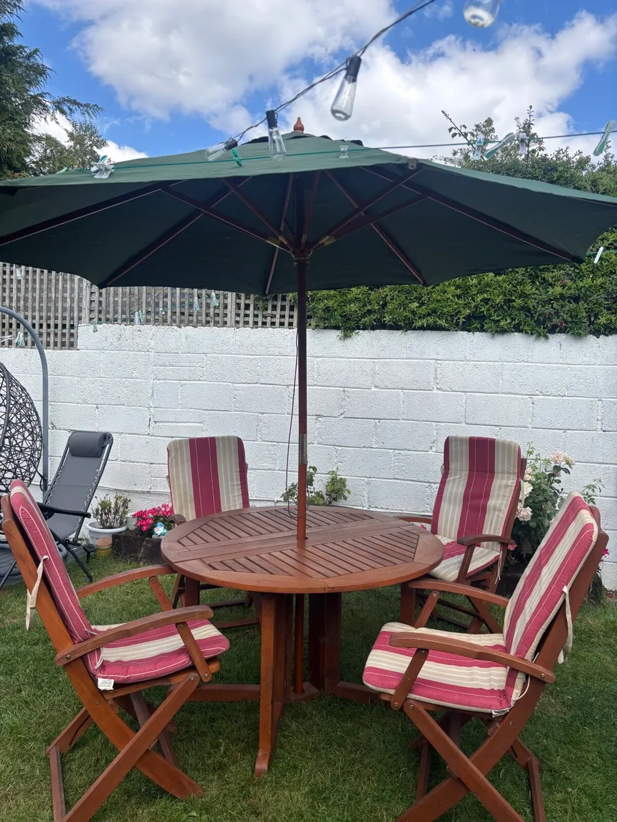 Garden furniture - Image 1
