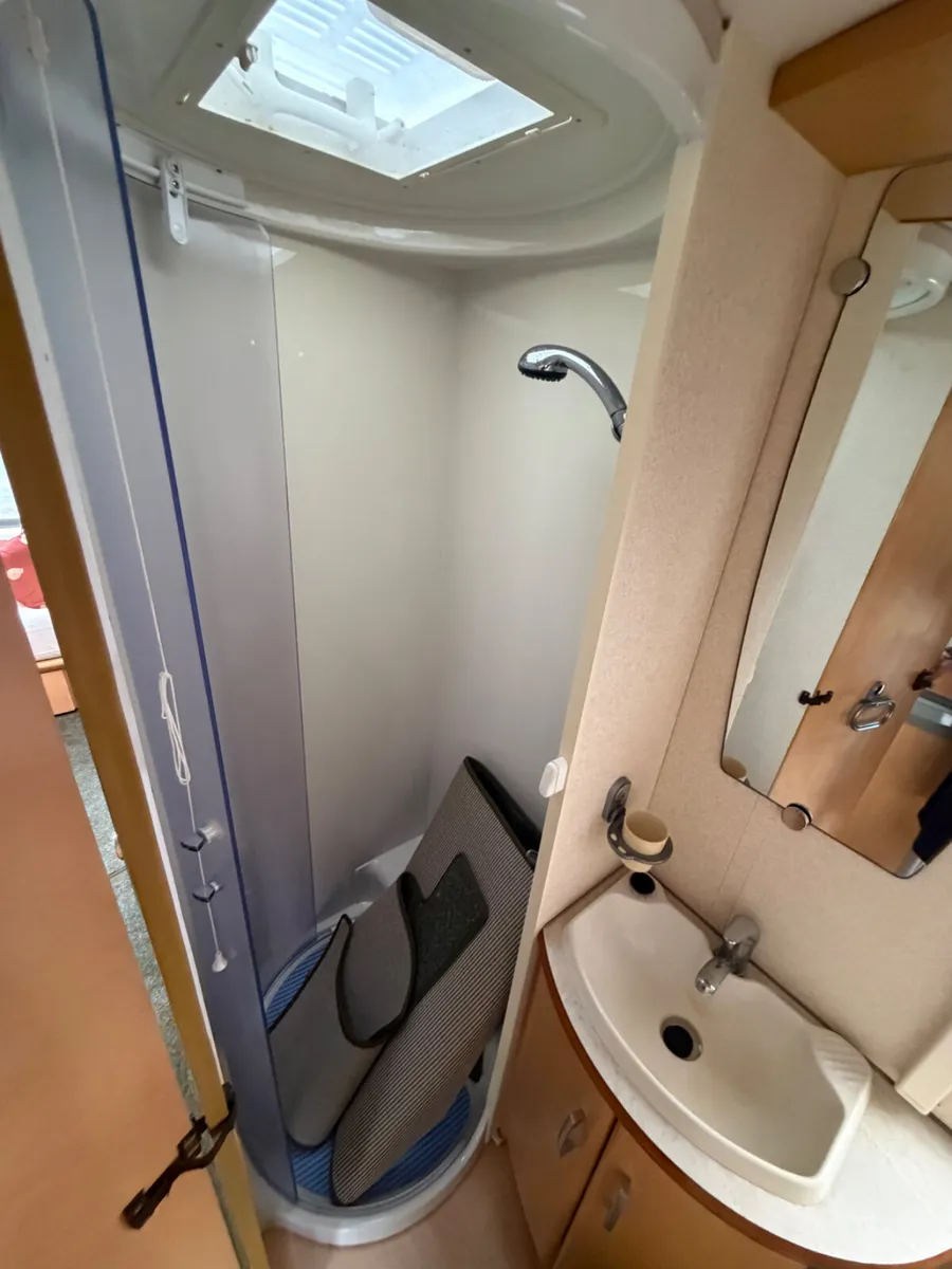 Bailey 5 berth - Image 4