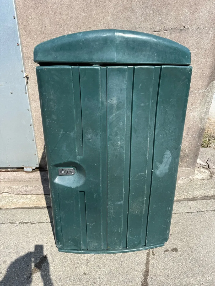 Plastic Boiler house - Image 1