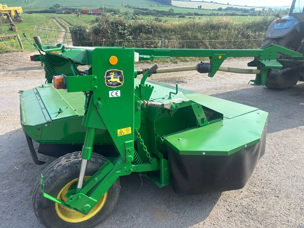 John Deer 1365 Mower - Image 3