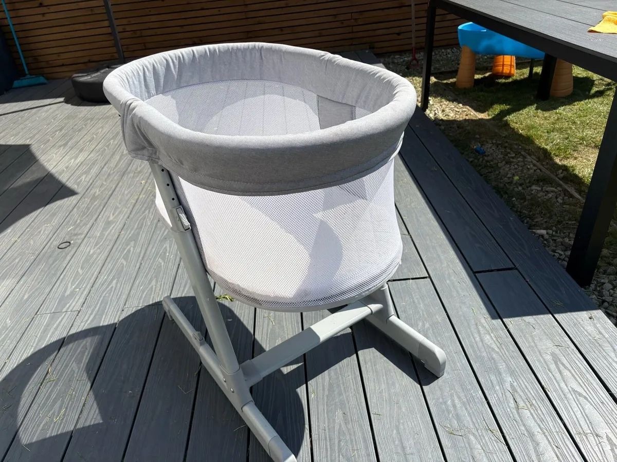Bedside baby cot - Image 2