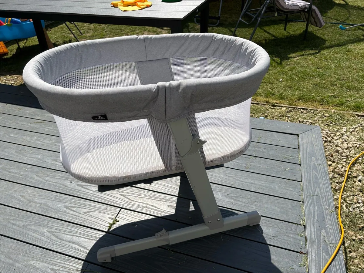 Bedside baby cot - Image 3