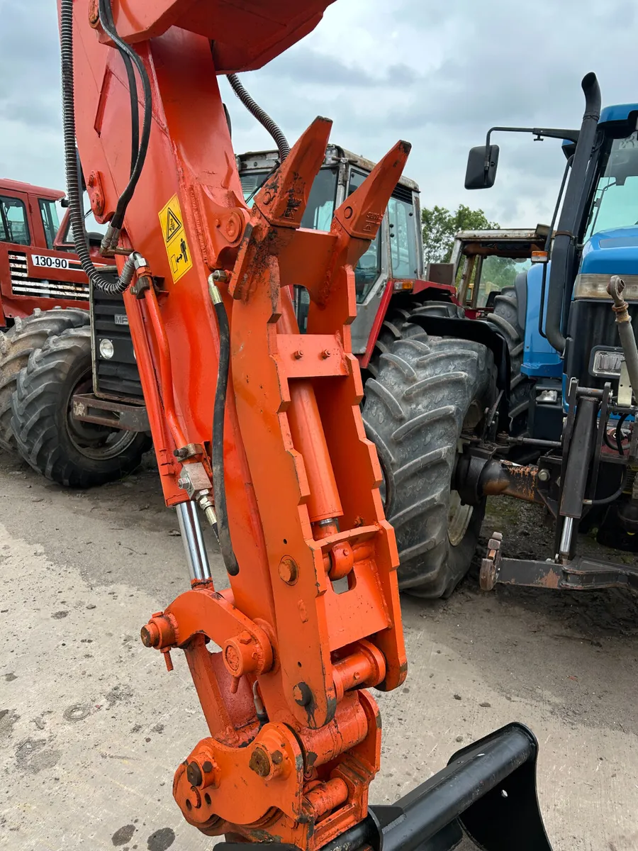 Thumb Grab To Suit 5 - 8 Tonne Digger - Image 3