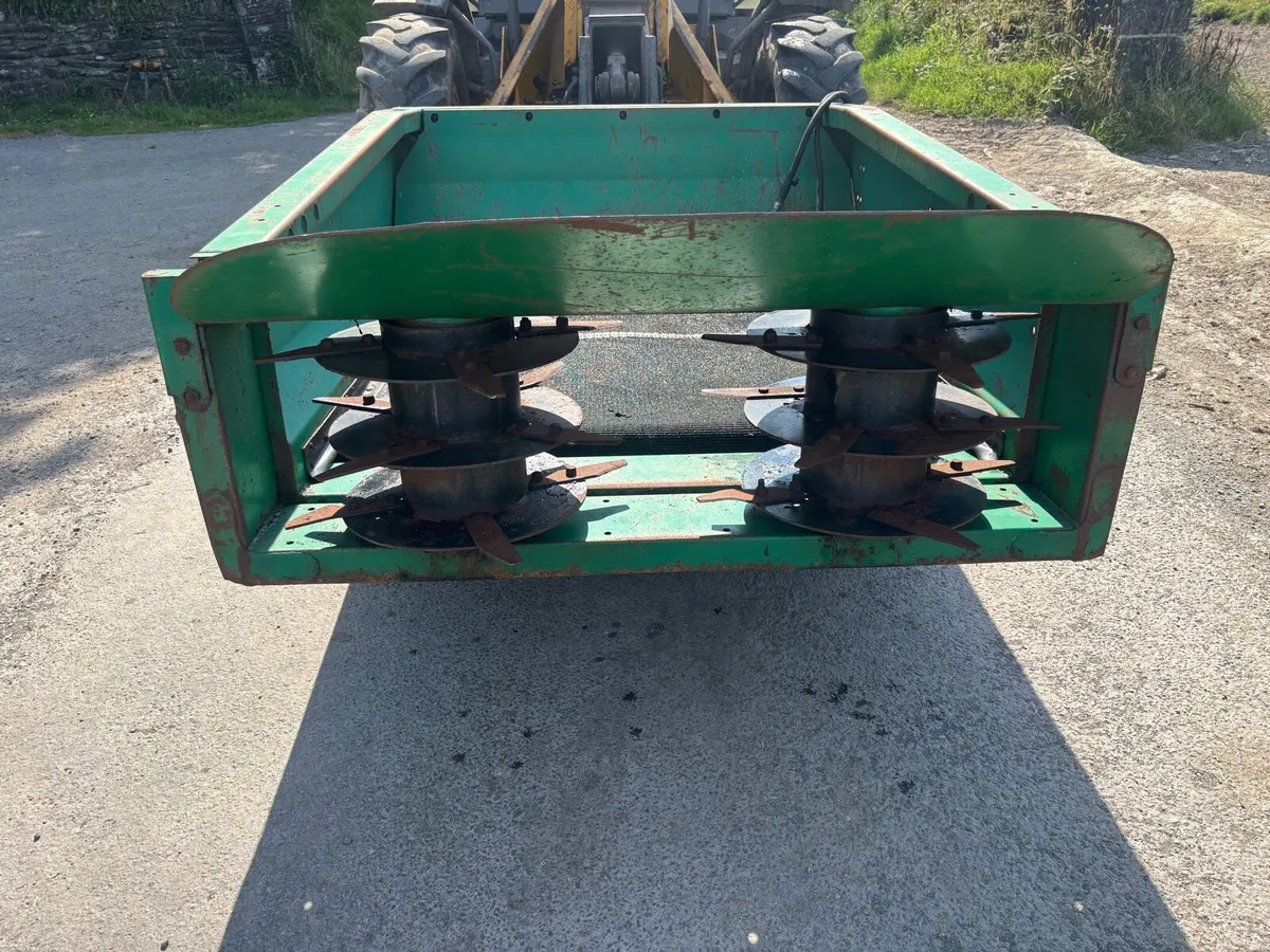 Spred A Bale - Image 4