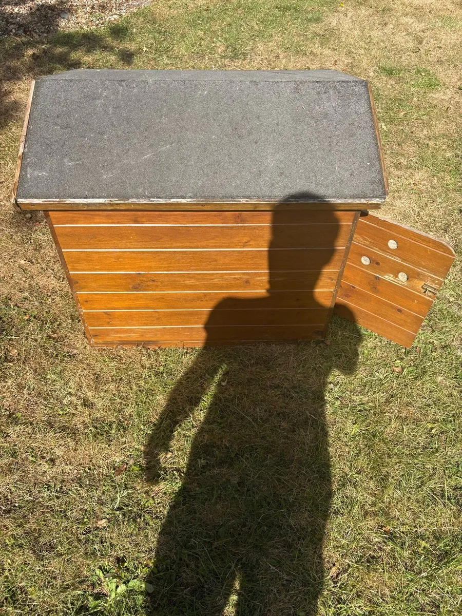 Dog House - Image 2
