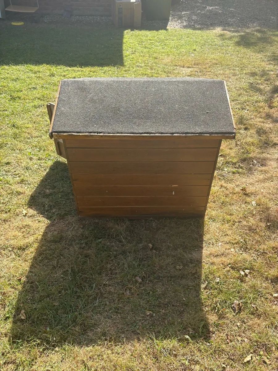 Dog House - Image 3