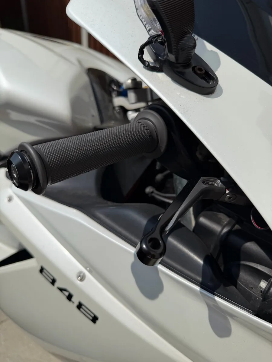 Ducati 848 - Image 4