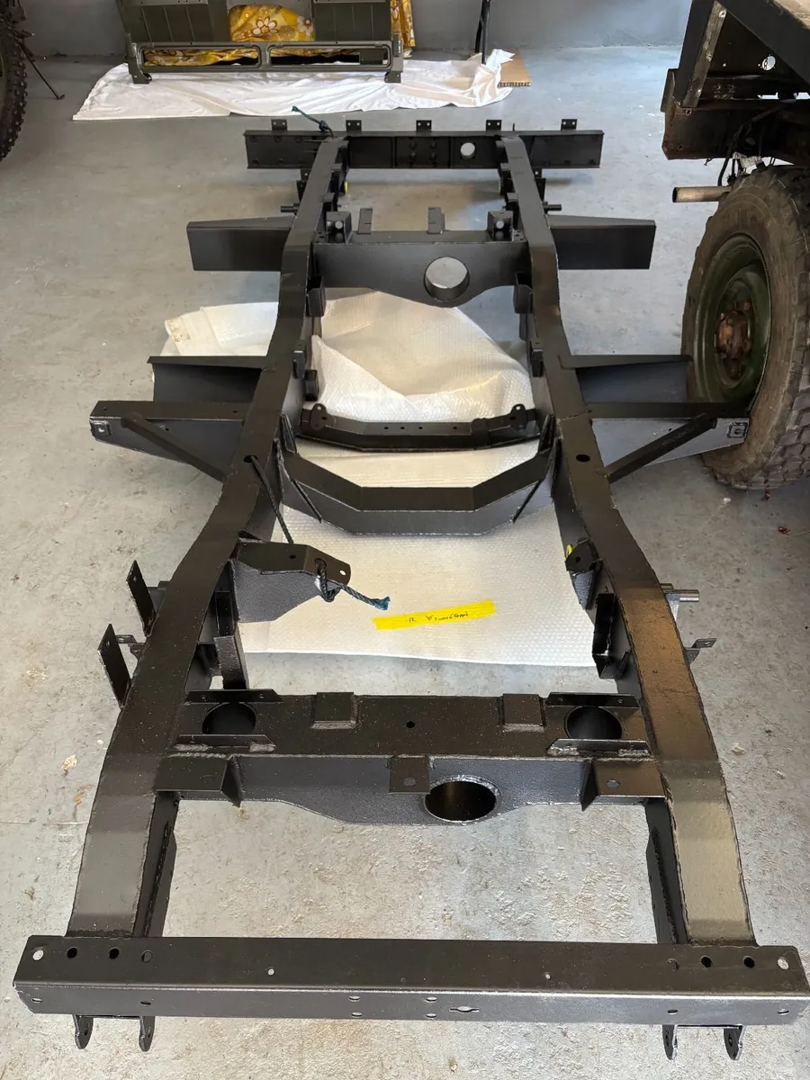 Land Rover Lightweight 24v FFR 1980 56HG29 - Image 3