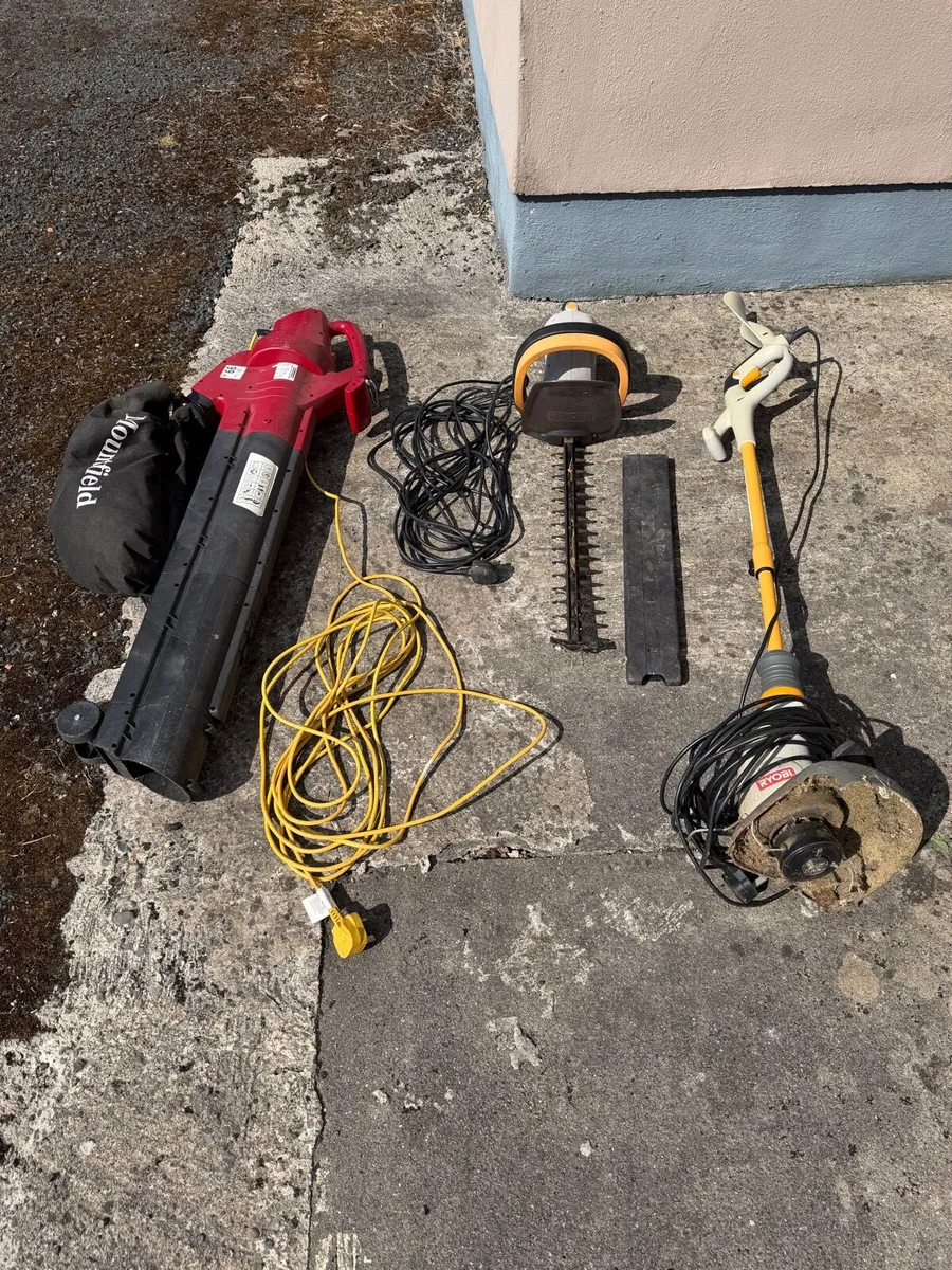 Strimmer, hedge cutter & leaf blower/vacuum