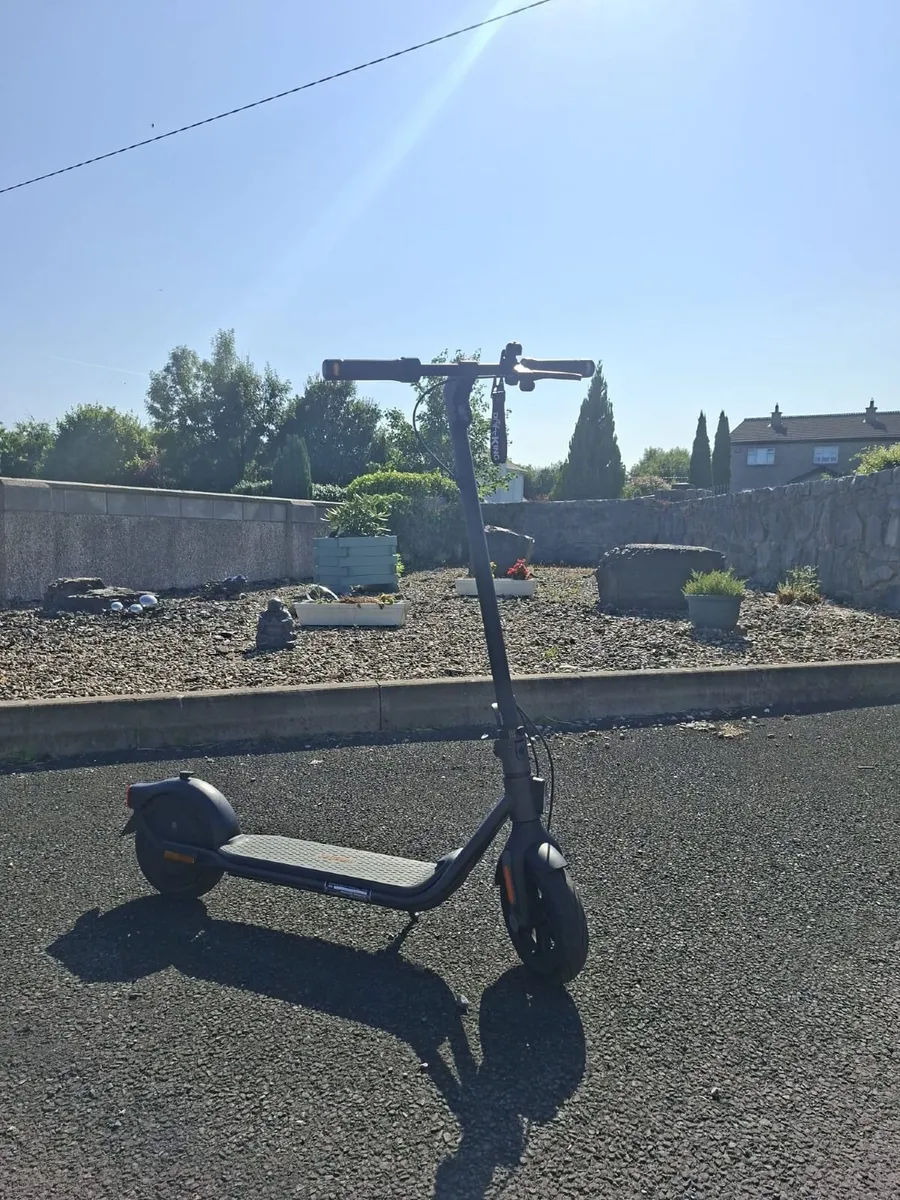 E Scooter - Image 2