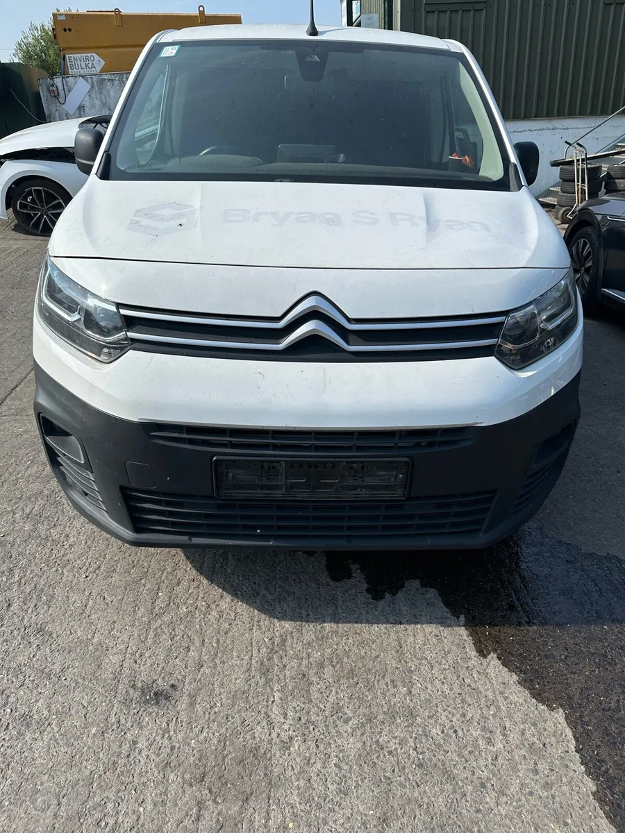 2021 Berlingo van (Not Crashed) - Image 1
