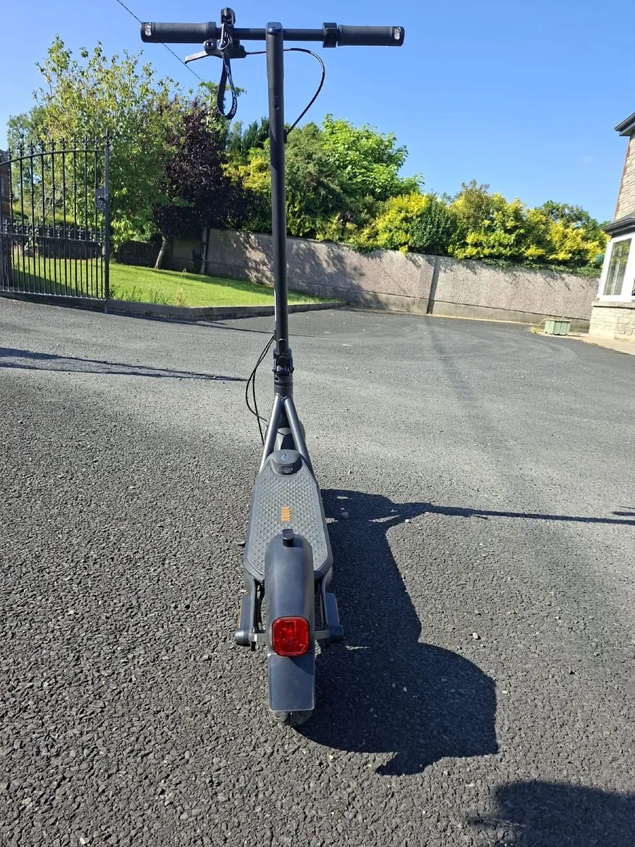 E Scooter - Image 3