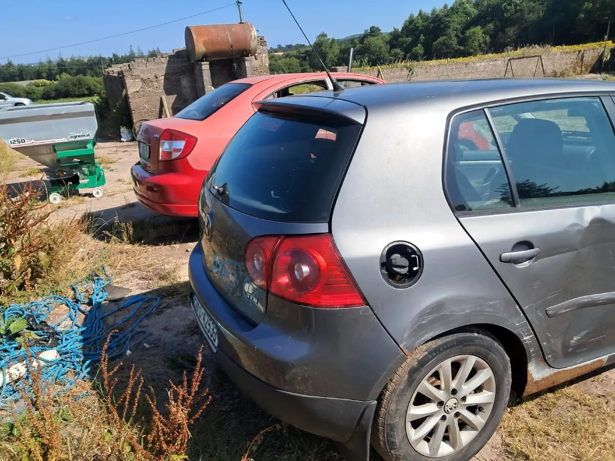 Car - Image 3