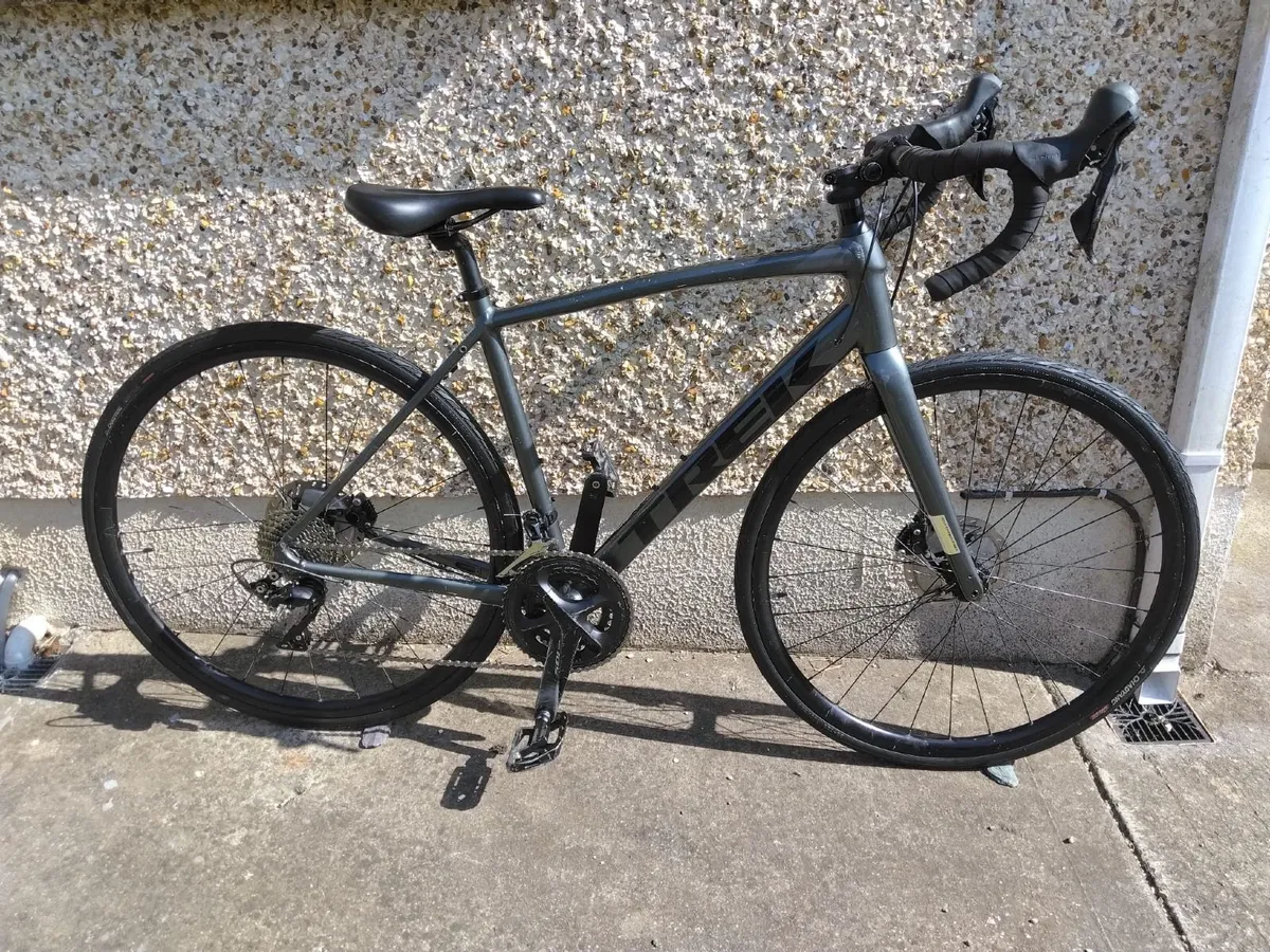 Trek Domane AL5 Gen 3 - Image 1