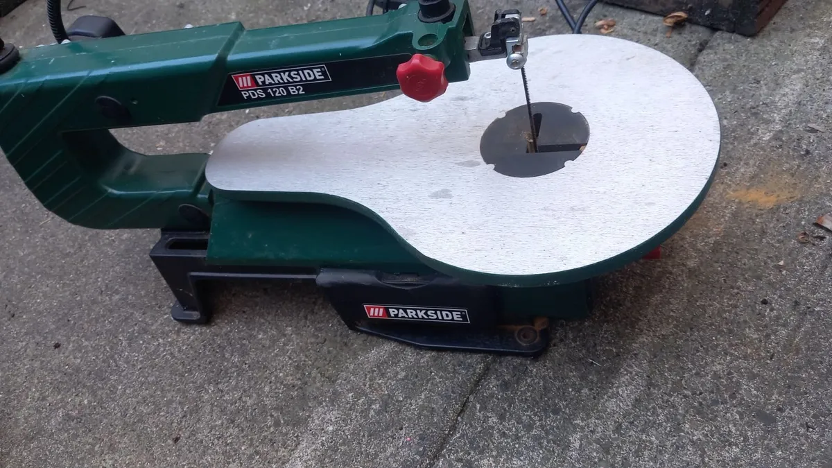 Scroll saw & cordless sander - Image 2