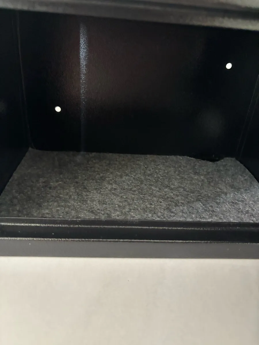 Electronic Safe - Image 2