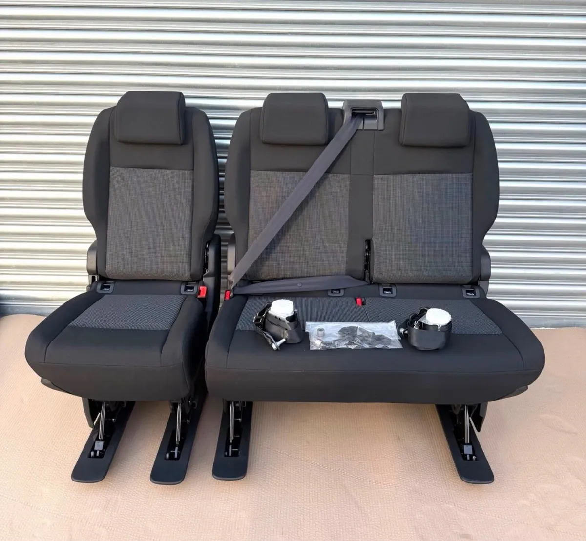 Vivaro Expert Dispatch Proace 2+1 Rear Seats - Image 1